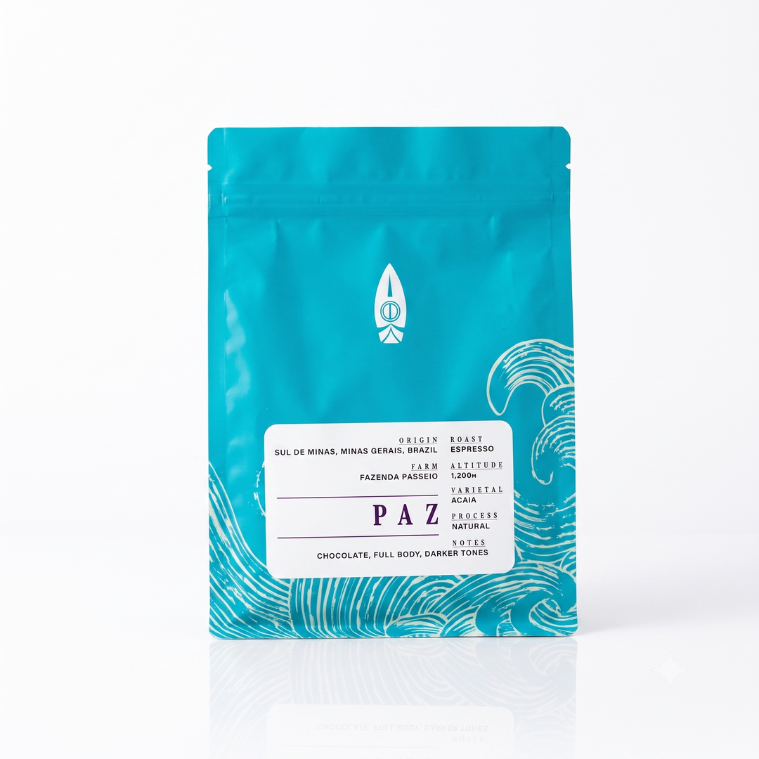 Envase de café Brasil Paz tostado por Coffee and Coconuts con notas a chocolate negro y cacao en Amsterdam
